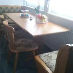 Gastzimmer *